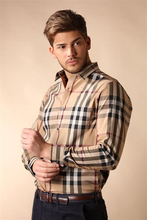 burberry brit herren|Burberry clothing website.